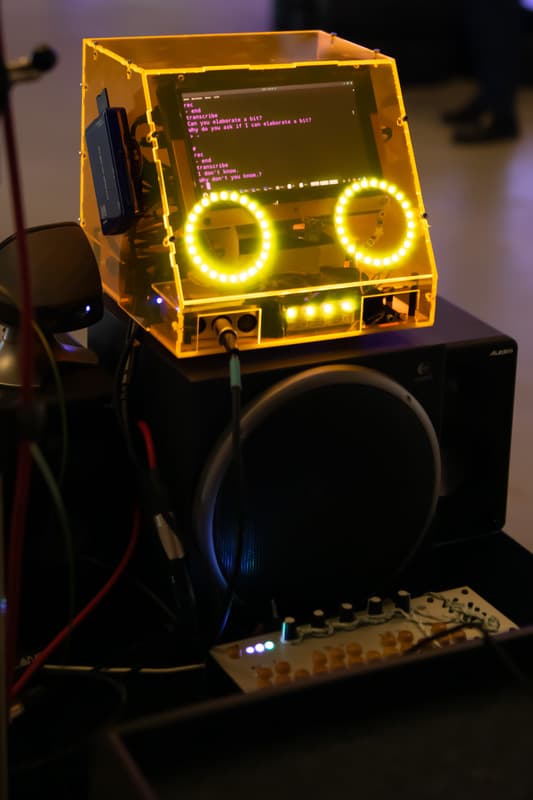 b/00t-ELIZA red and black visual identity